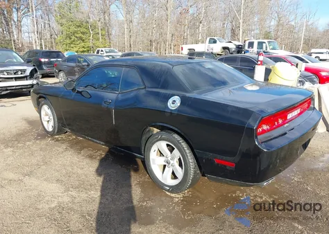 2013 Dodge Challenger Sxt из США, поврежденный, VIN 2C3CDYAG5DH591010